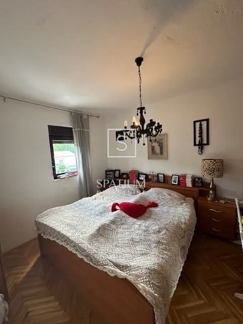 selce, dvosoban stan sa dvije garaže - slika 4