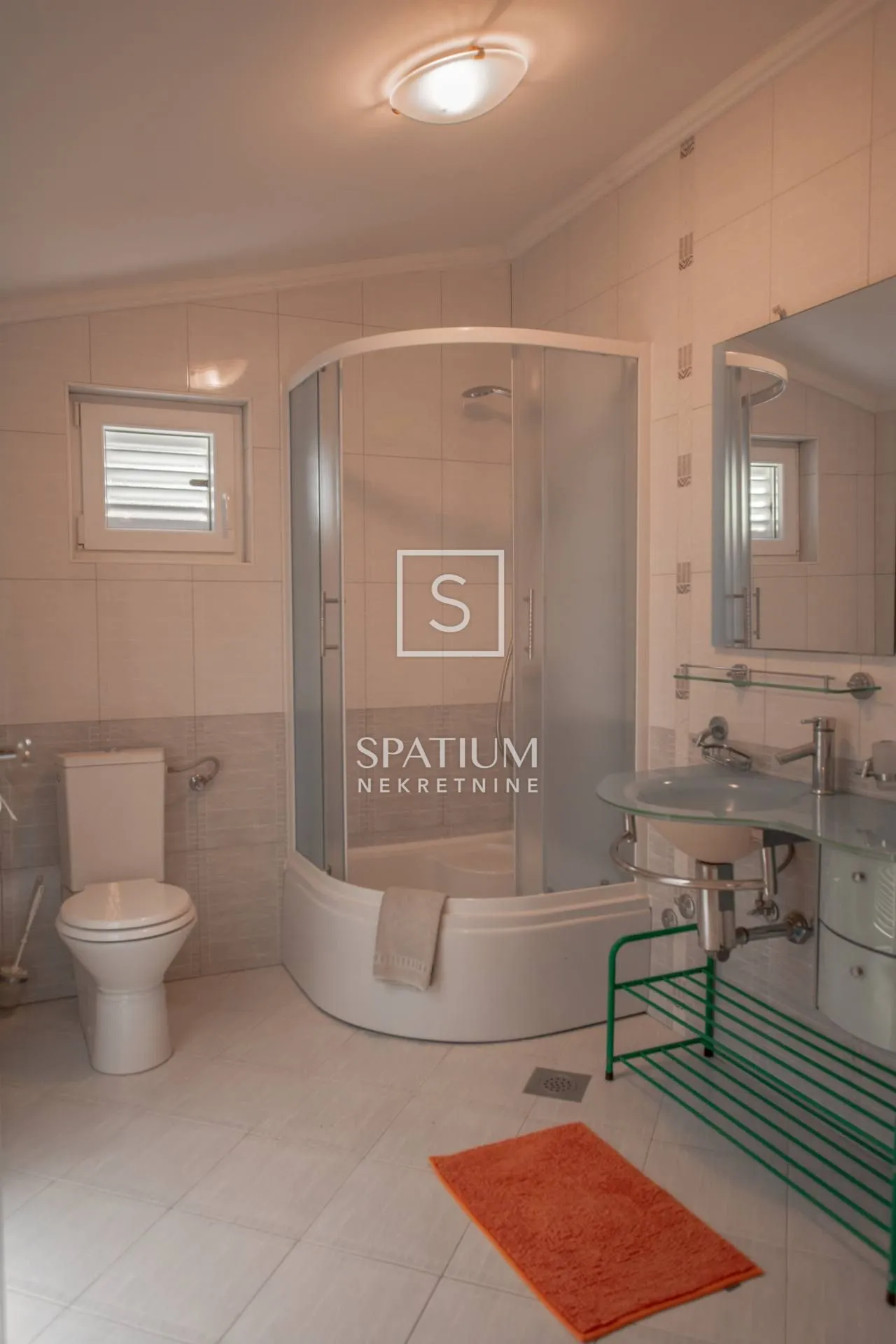 poreč, vila s 10 apartmana, bazen, 500 m od mora - slika 21