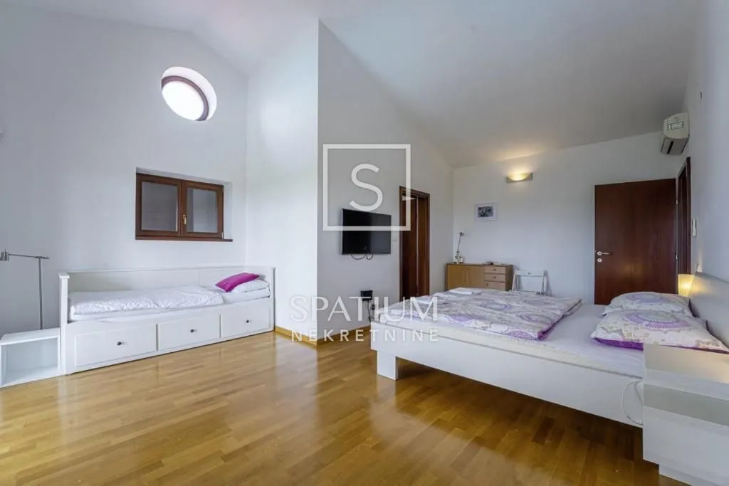 istra, vila s bazenom - slika 10