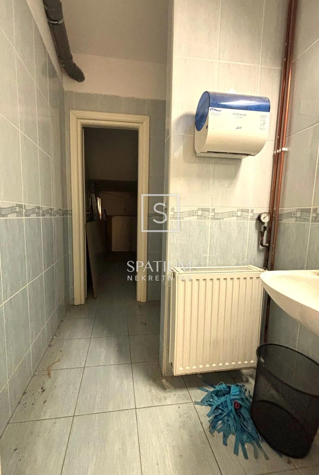 mlaka, poslovni prostor 320m2 - slika 10