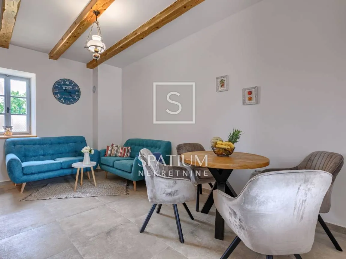 poreč, okolica, kamena kuća u nizu - slika 3