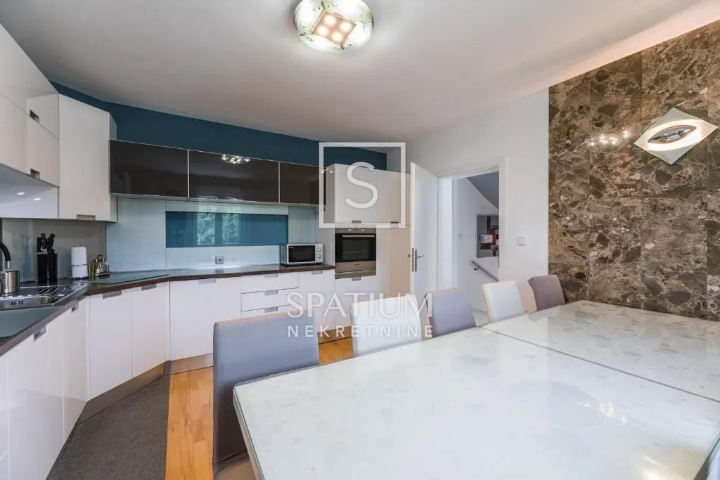 crikvenica, vila sa bazenom - slika 13