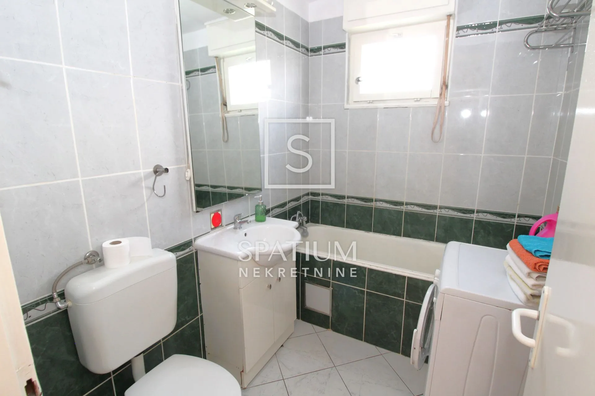 rastočine, stan s predivnim pogledom - slika 11