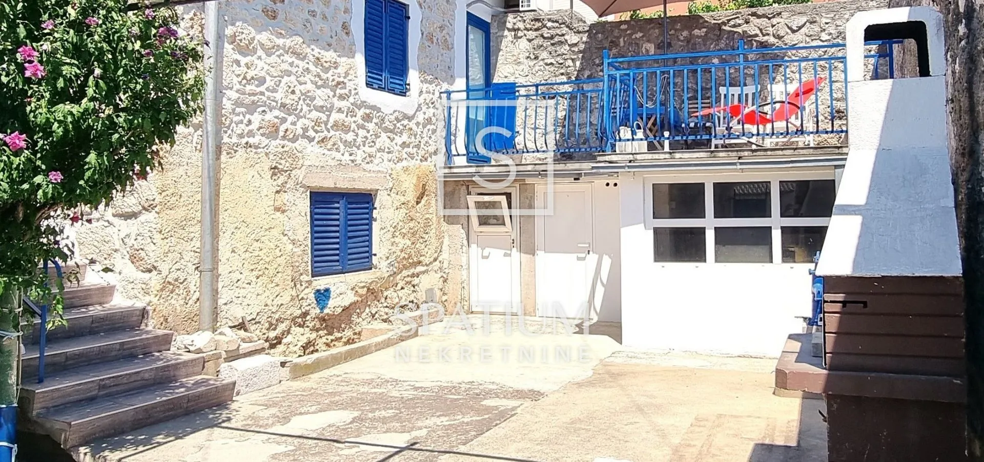 bribir, apartman u staroj kamenoj kući - slika 8