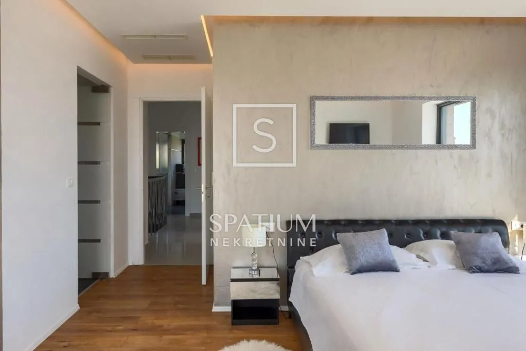 višnjan,villa sa bazenom - slika 23