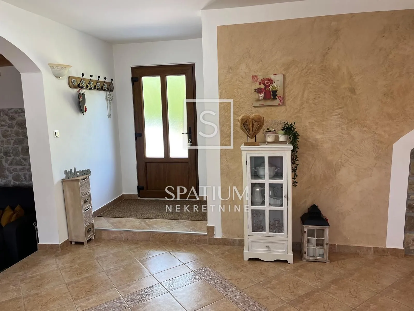 lupoglav, prekrasna kamena kuća - slika 5
