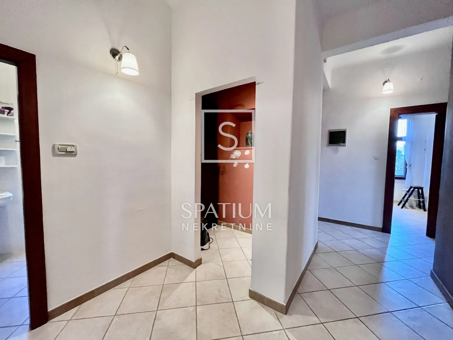 opatija, stan s balkonom u blizini centra - slika 16