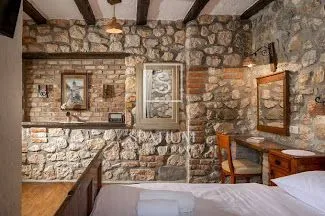 drivenik, vila s bazenom - slika 9