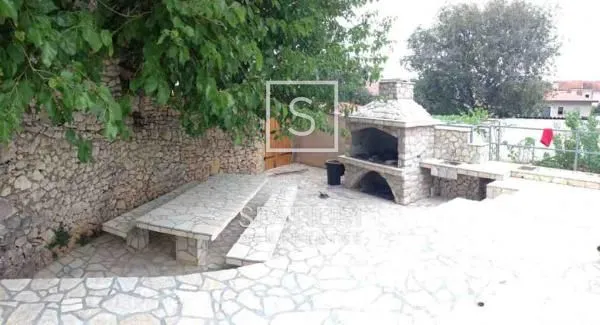 novi vinodolski, apartmanska kuća s bazenom - slika 15