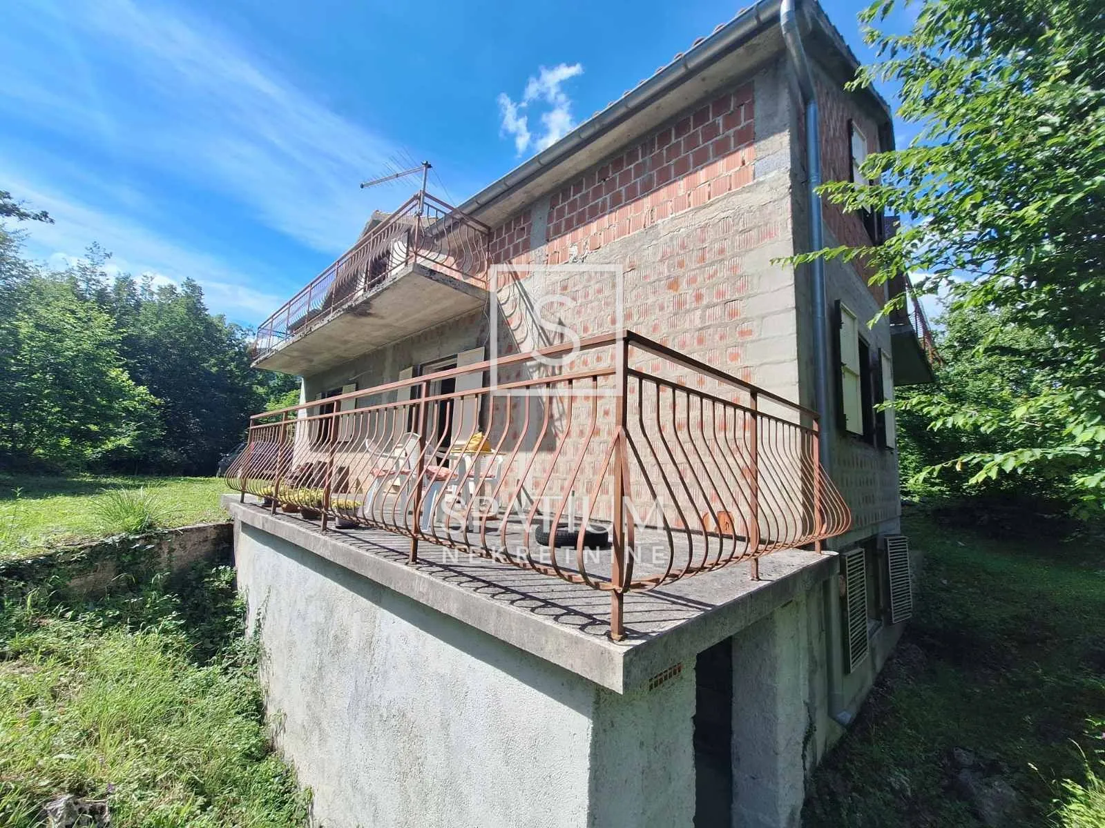 veprinac, kuća s lijepom okućnicom - slika 20
