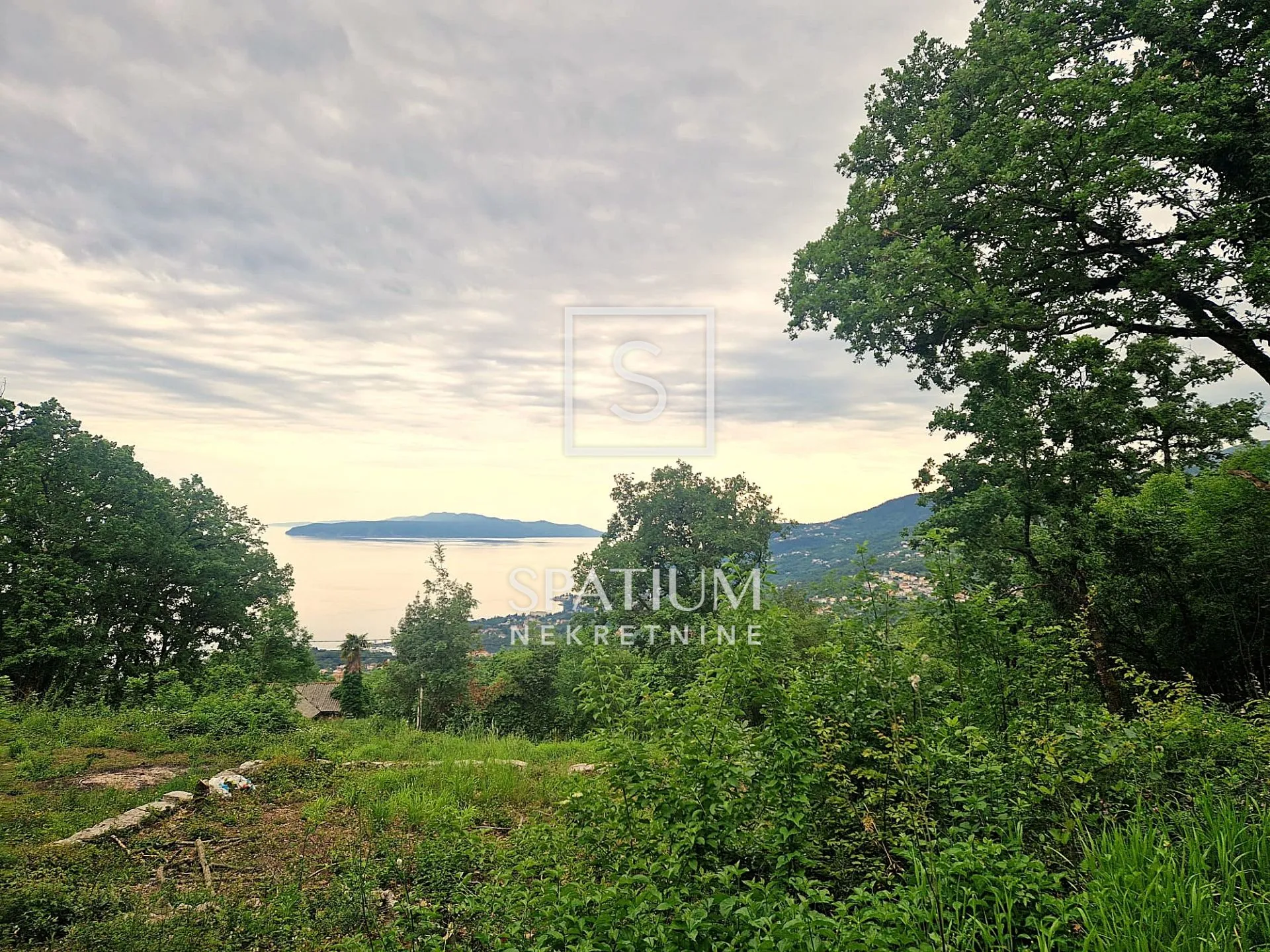 Veprinac, Teren S Pogledom - Veprinac, Opatija