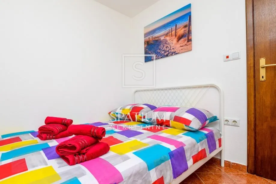 mali lošinj, etaža kuće s 3 apartmana blizu centra - slika 8