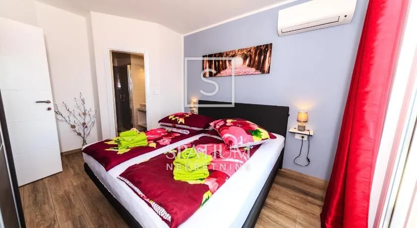 ika, predivna vila s apartmanima i bazenom - slika 8
