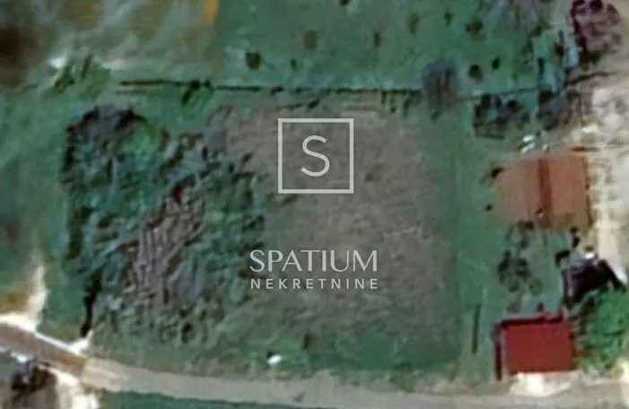 motovun, građevinsko zemljište 820 m² s pogledom na motovun - slika 3