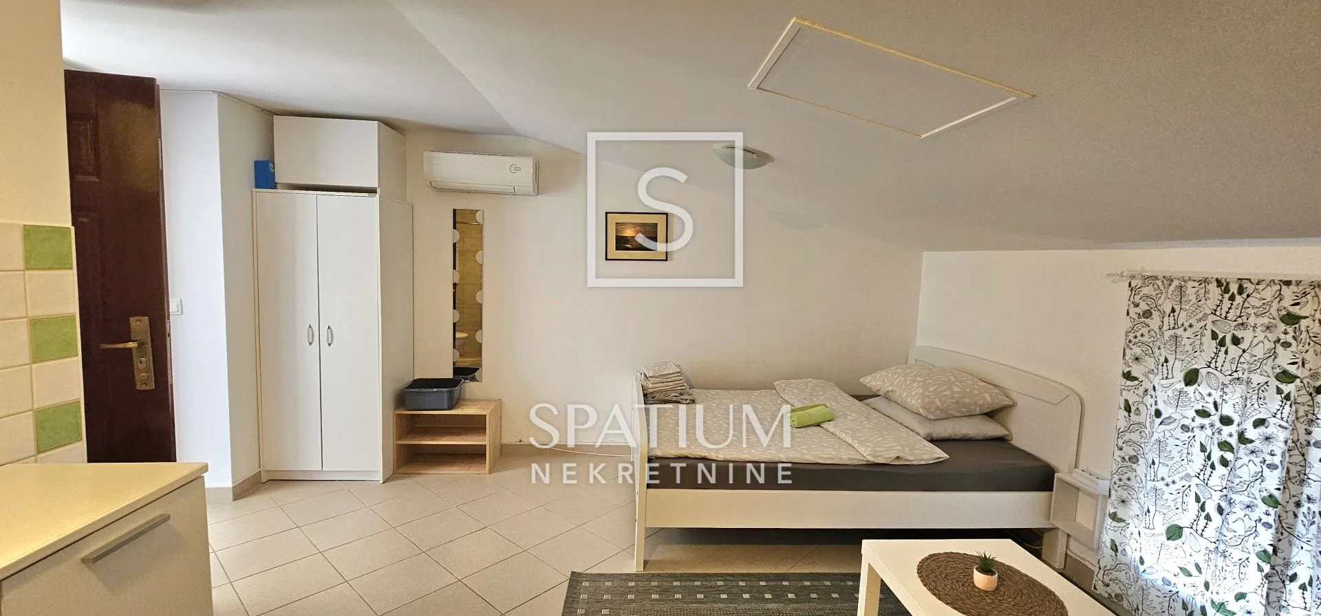 crikvenica, stan blizu mora i centra podijeljen u tri apartmana - slika 10