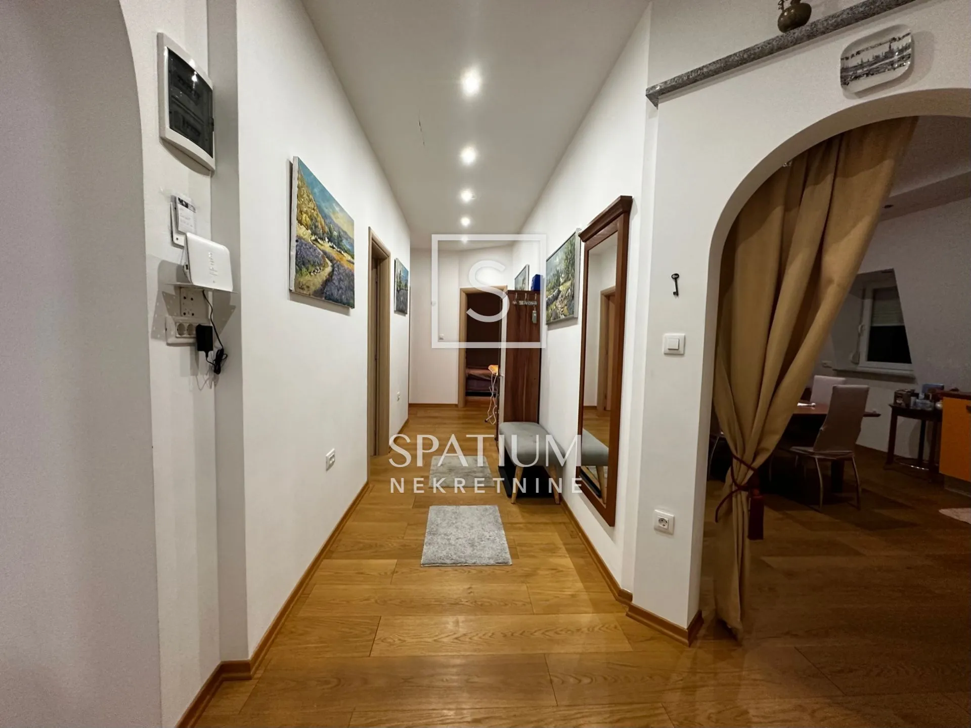 opatija, centar, stan s pogledom - slika 8