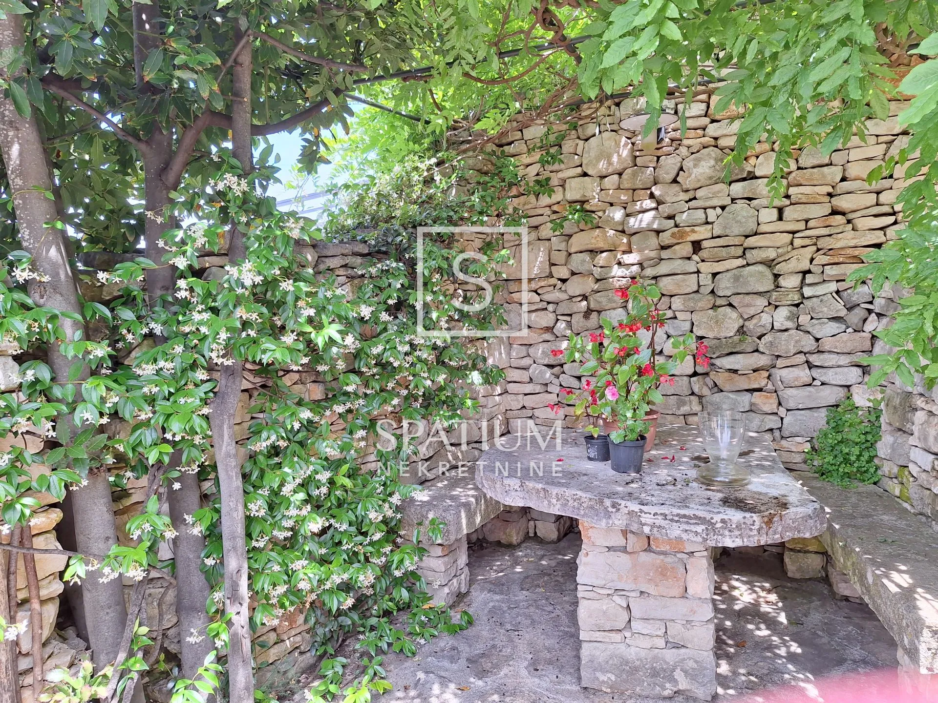 buje, istarska kamena kuća sa pogledom na more - slika 10