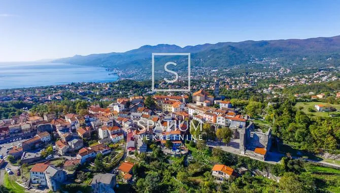 Tuhtani, Građevinski Teren - Kastav
