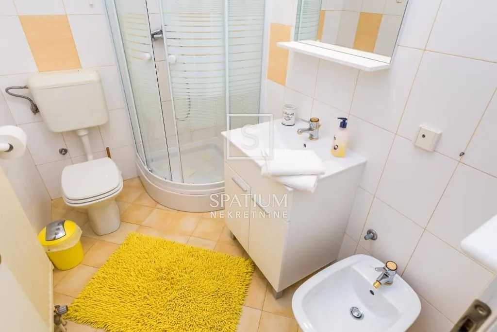 opatija, vila sa četiri stana na vrhunskoj lokaciji - slika 10