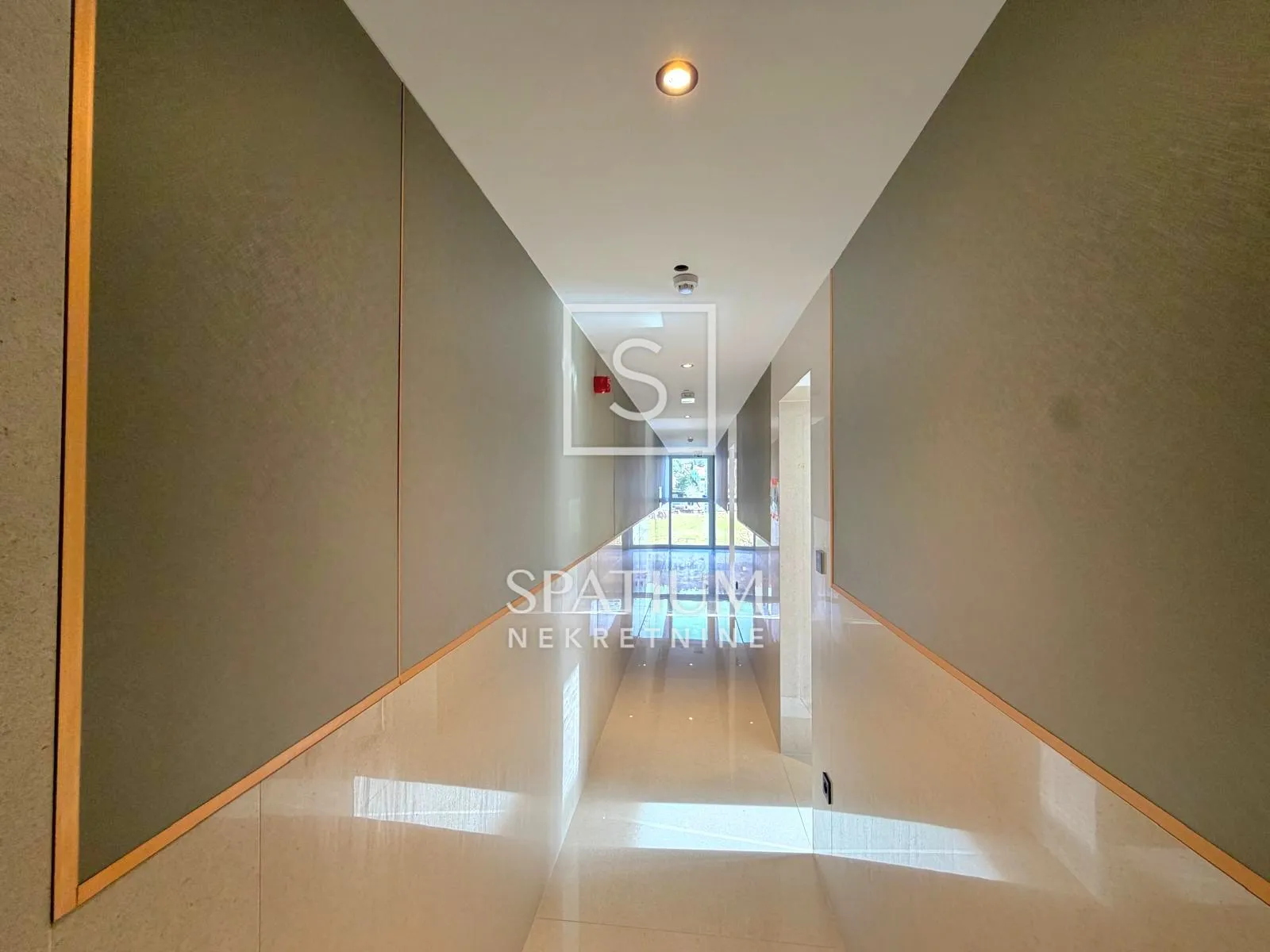 crikvenica, moderan apartman u centru - slika 7
