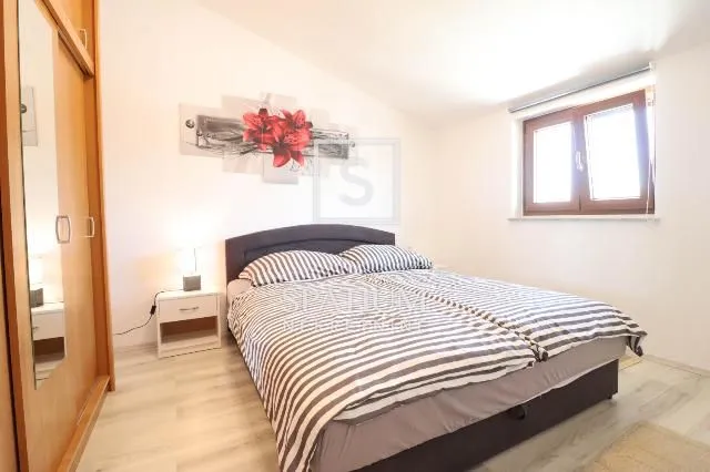 poreč, kuća s pet apartmana - slika 32