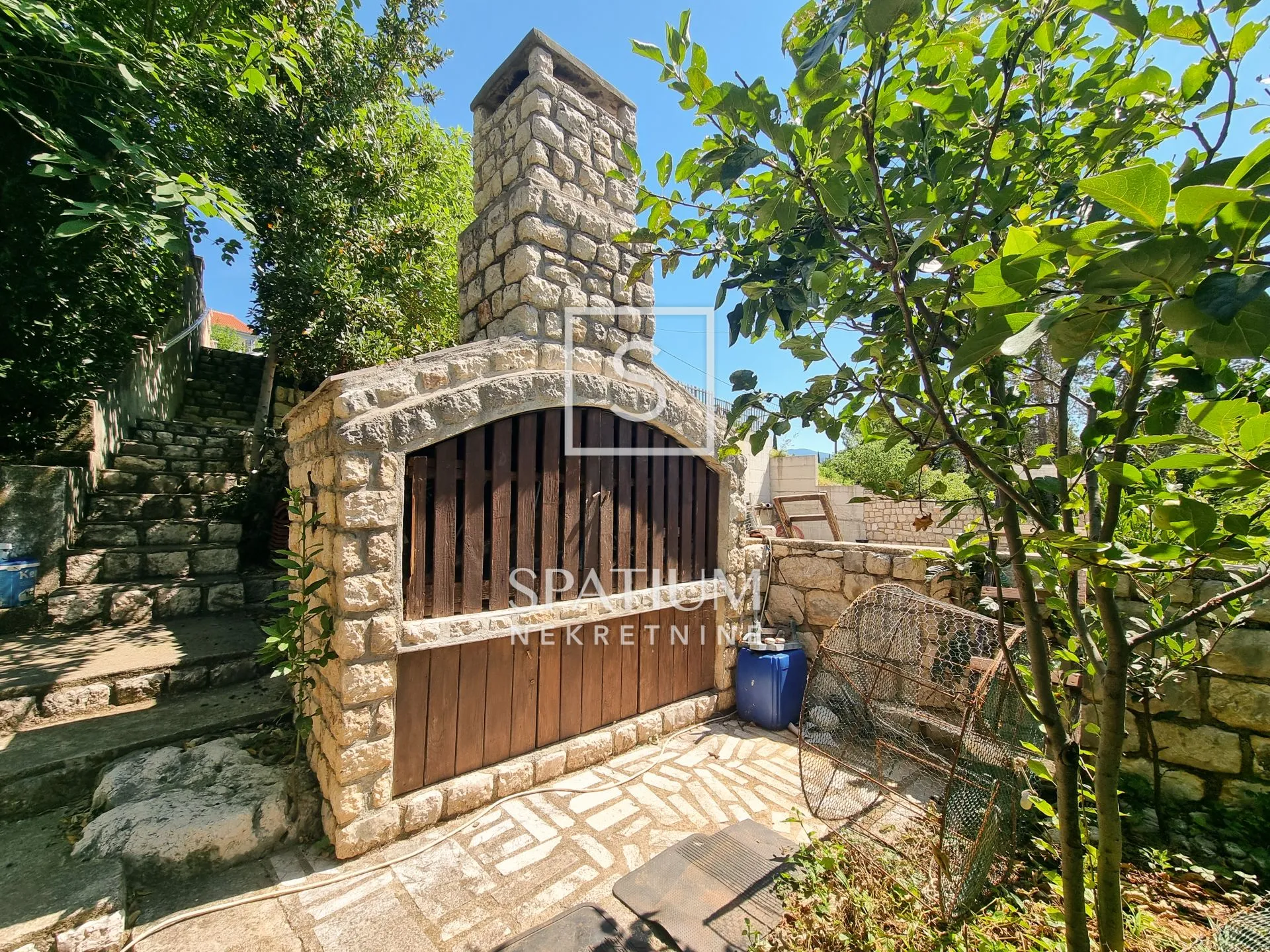 novi vinodolski, apartmanska kuća 50 metara od mora - slika 11