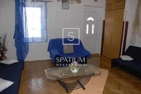 sveti juraj, apartmanska kuća, prvi red do mora - slika 8