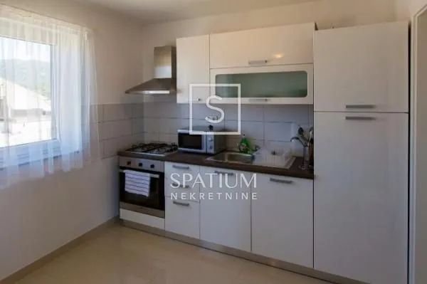 novi vinodolski, apartmanska kuća s bazenom - slika 10