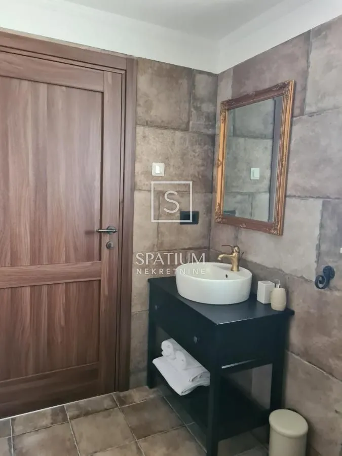 dobrinj, kuća s bazenom - slika 8