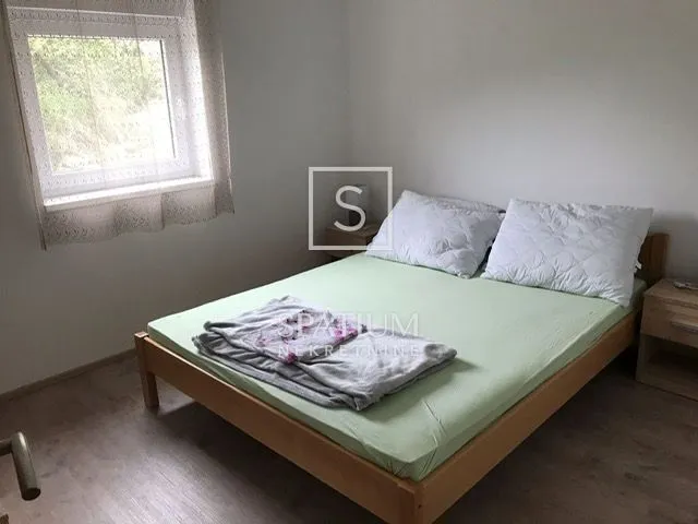 lukovo, kuća sa 4 apartmana i bazenom - slika 10