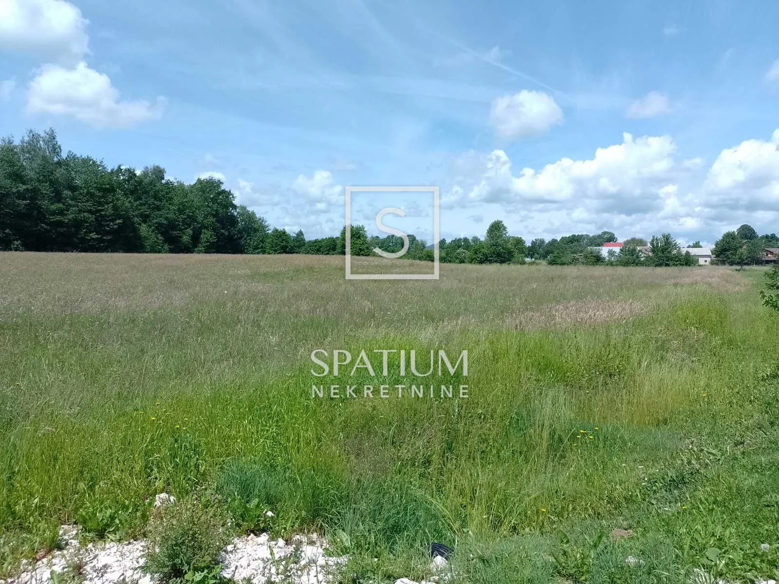 Gospić, Oranica 21.500 M² Na Samo 3 Minute Od Centra Grada - Smiljan, Gospić