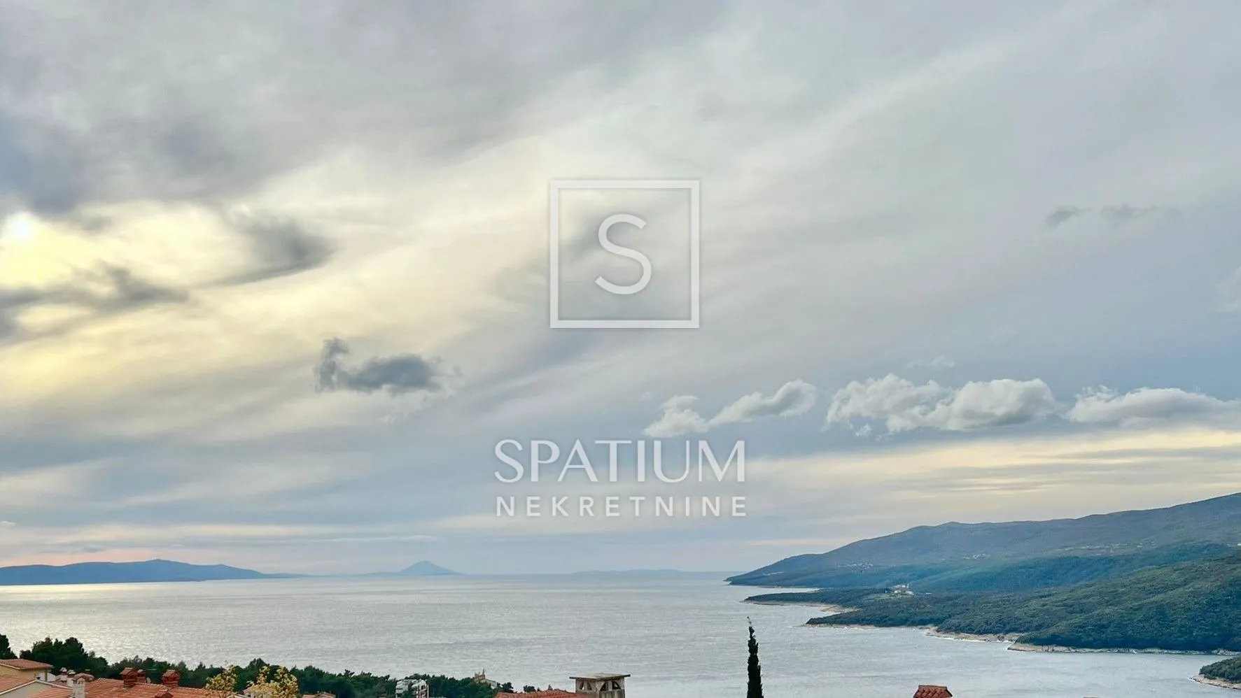 rabac, stan s dvije terase i pogledom - slika 10