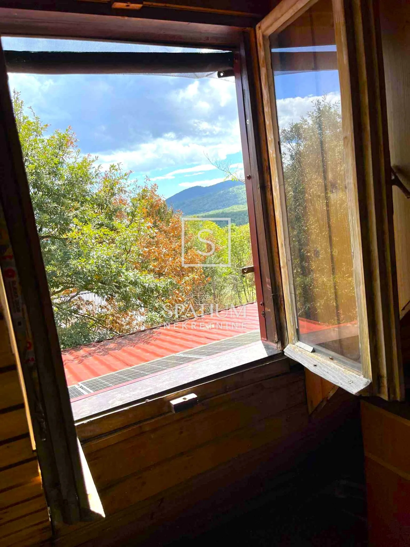 brgud, samo u našoj ponudi, kuća s okućnicom - slika 11
