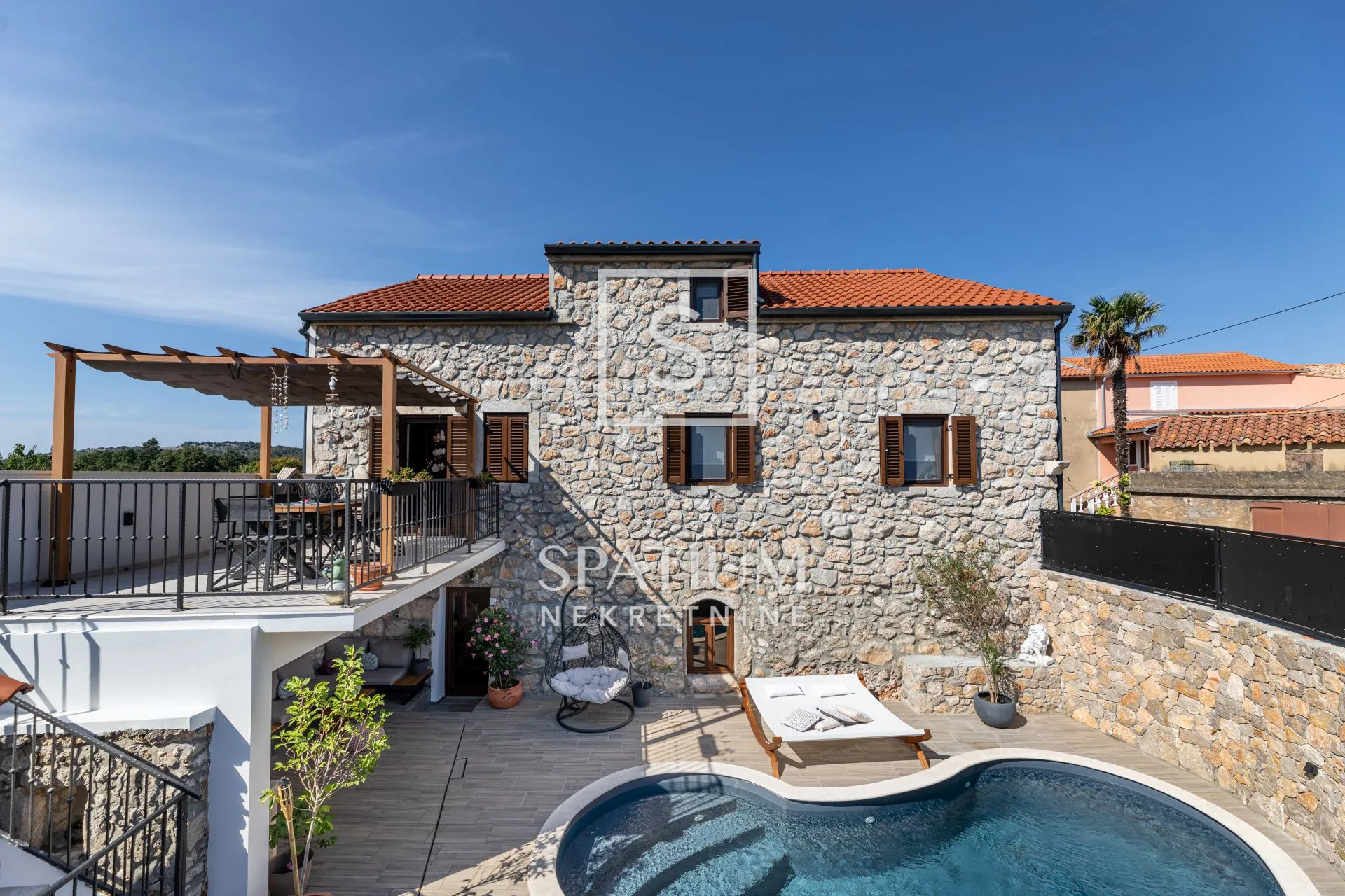 vrbnik, luksuzna kuća s bazenom - slika 32