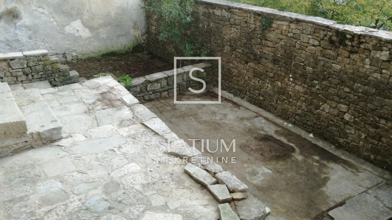 motovun, centar, kuća za adaptaciju - slika 6