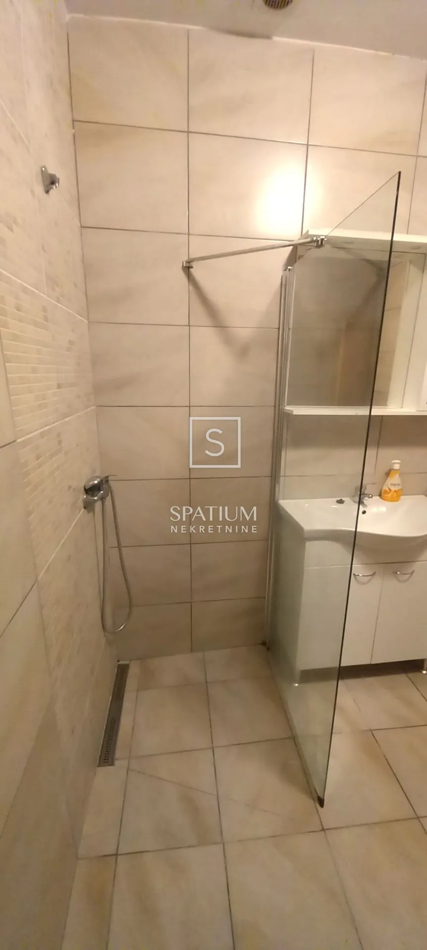 otok pag, novalja, apartman s pogledom i garažom - slika 6
