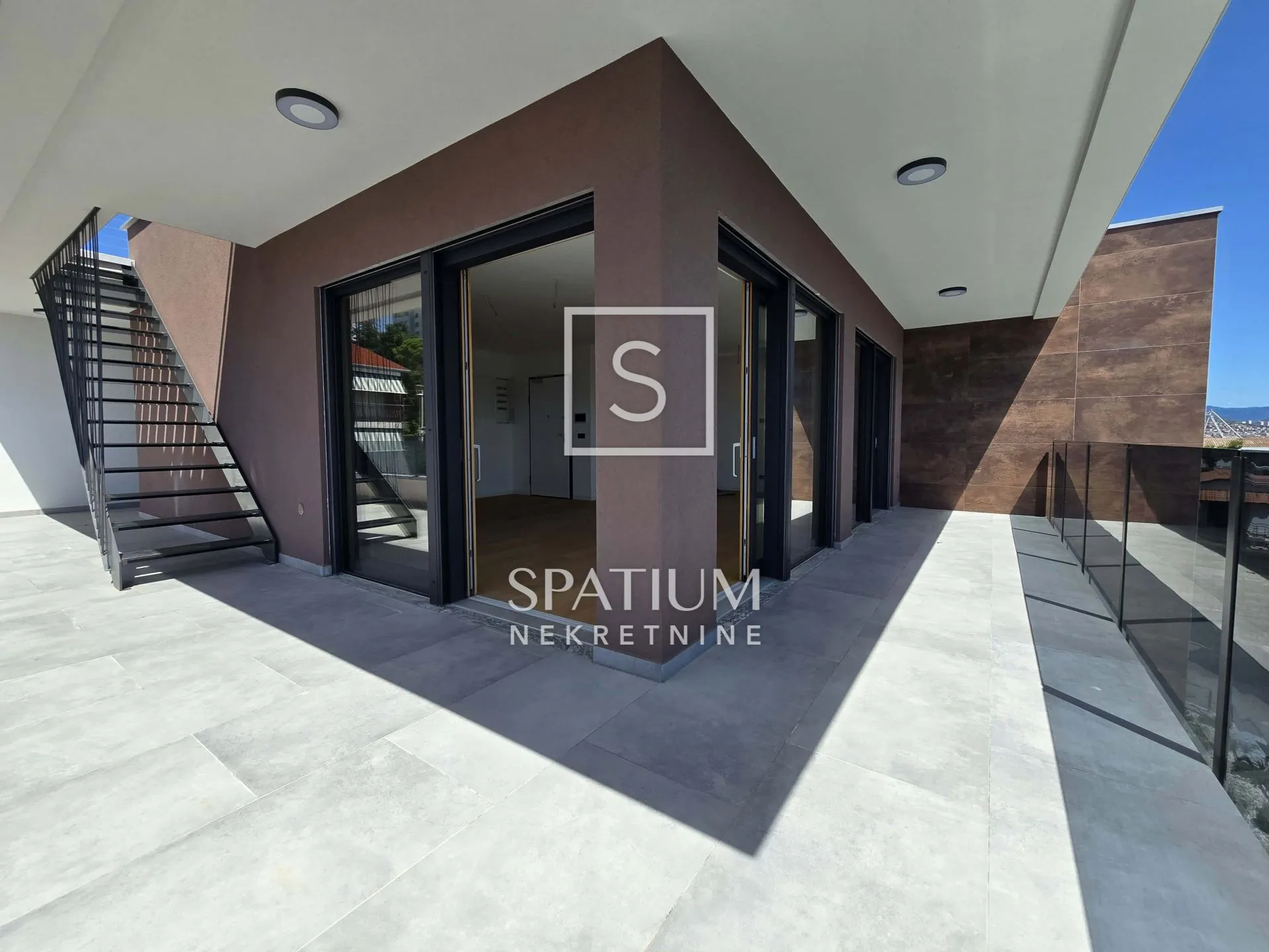 kantrida, penthouse s krovnom terasom u novogradnji - slika 11