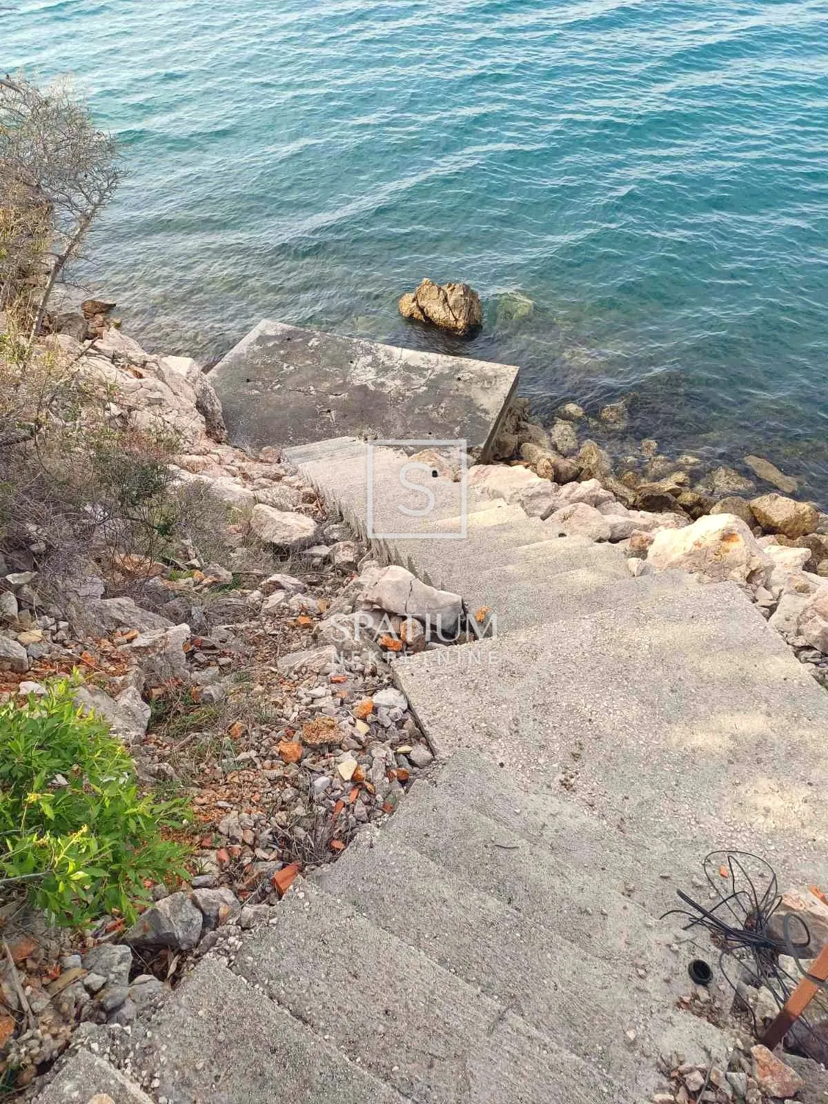 karlobag, kuća uz more - slika 8