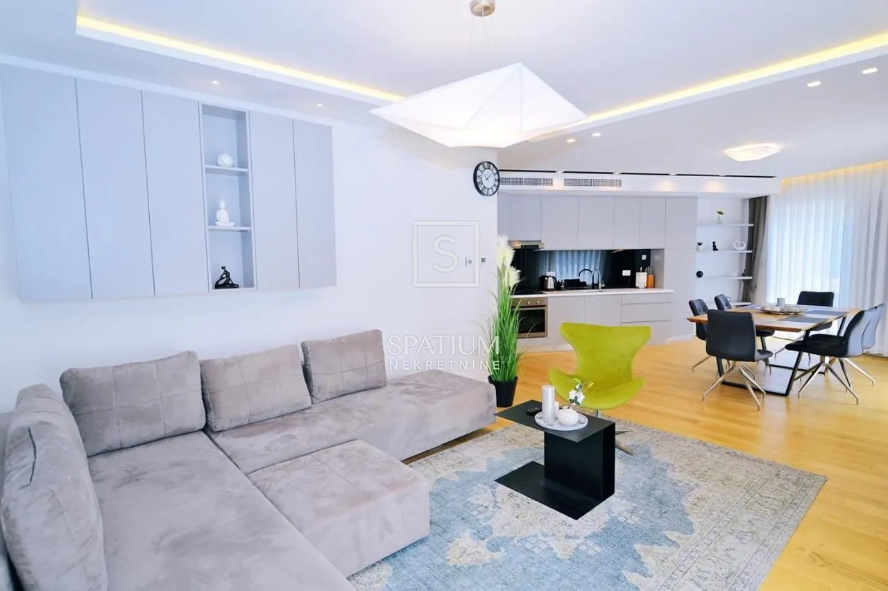 opatija, vila sa šest apartmana - slika 18
