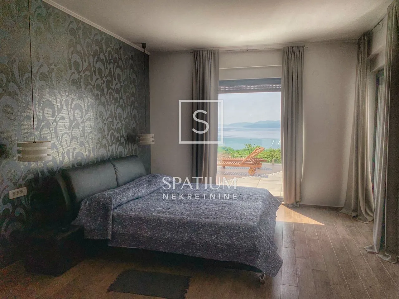 kastav - vila s dva stana, bazenom i panoramskim pogledom - slika 23