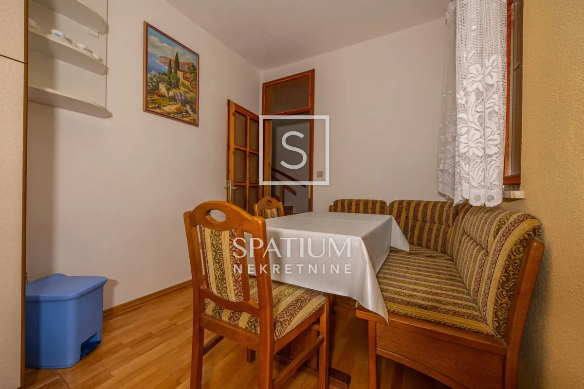 crikvenica, dvije apartmanske kuće i maslinik - slika 10
