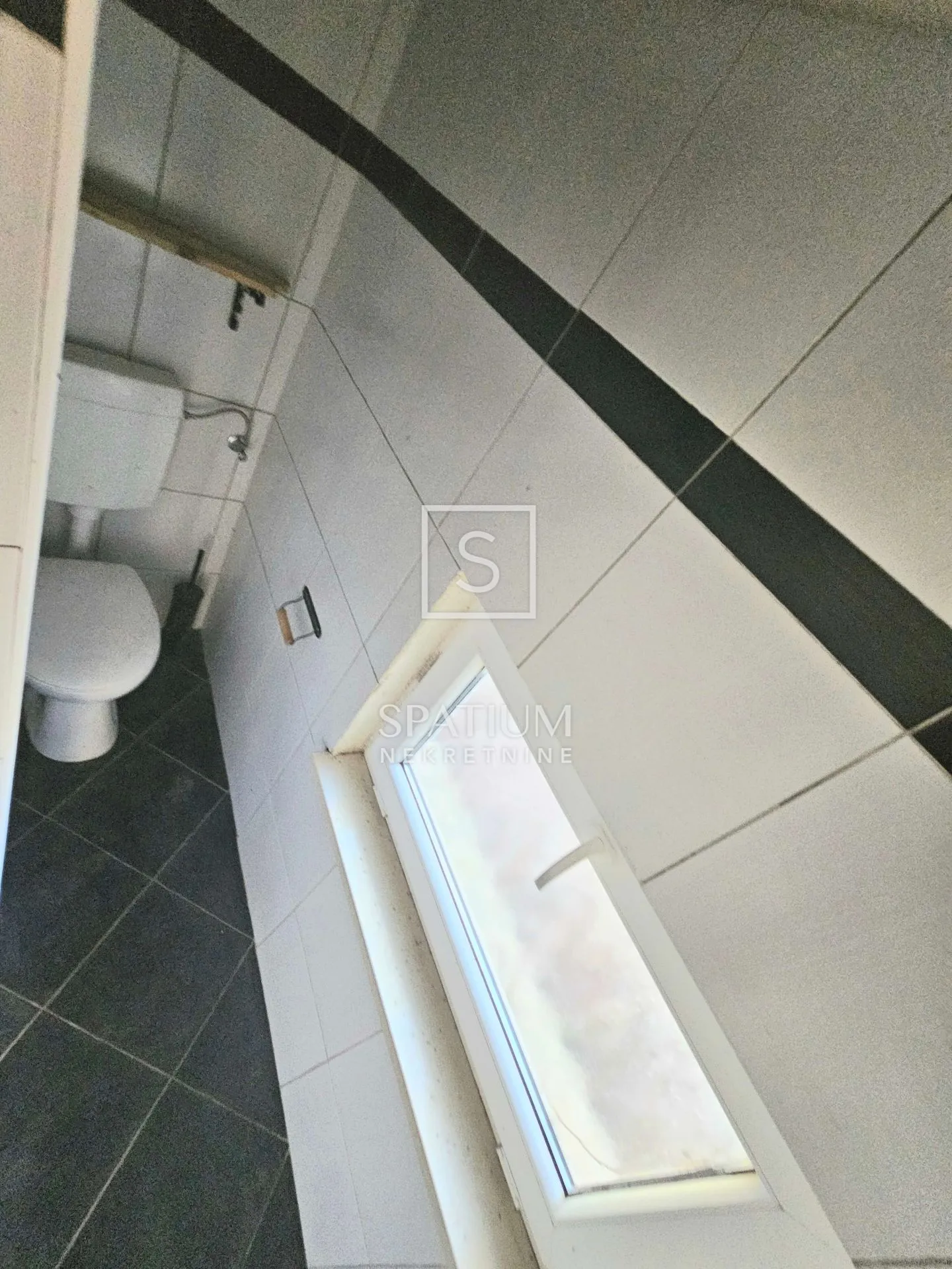 labin, samostojeća kuća - slika 25