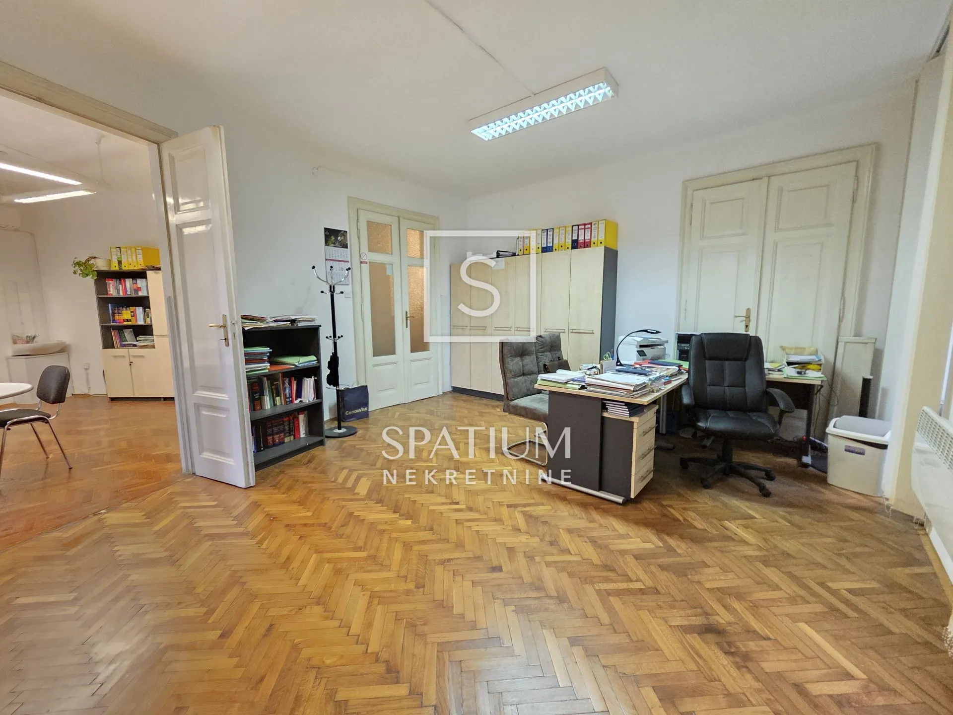 centar, stan sa 3 balkona - slika 5