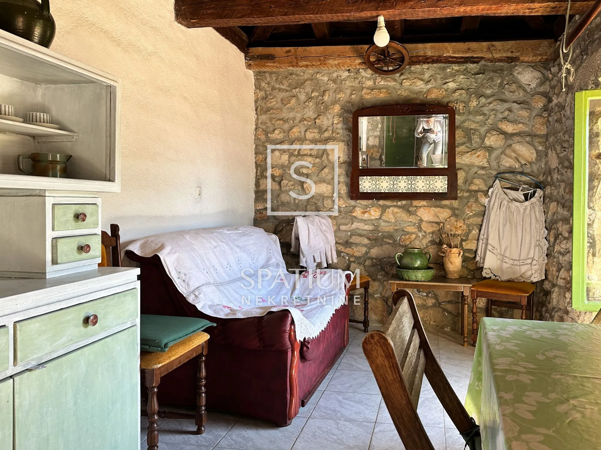 kraljevica, kuća sa dva stana i velikom okućnicom - slika 16