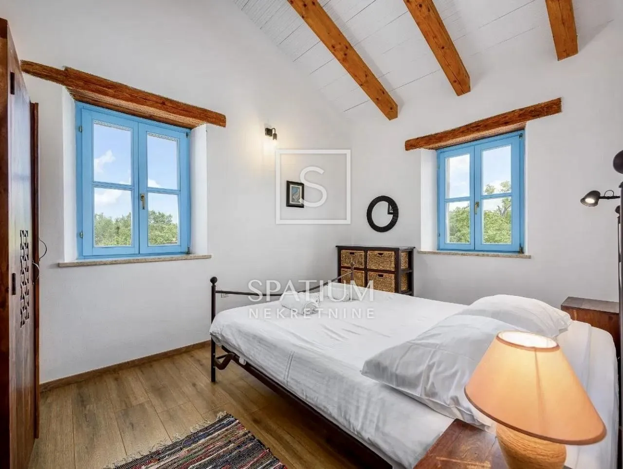 sv. lovreč, okolica, autohtona kamena kuća - slika 10
