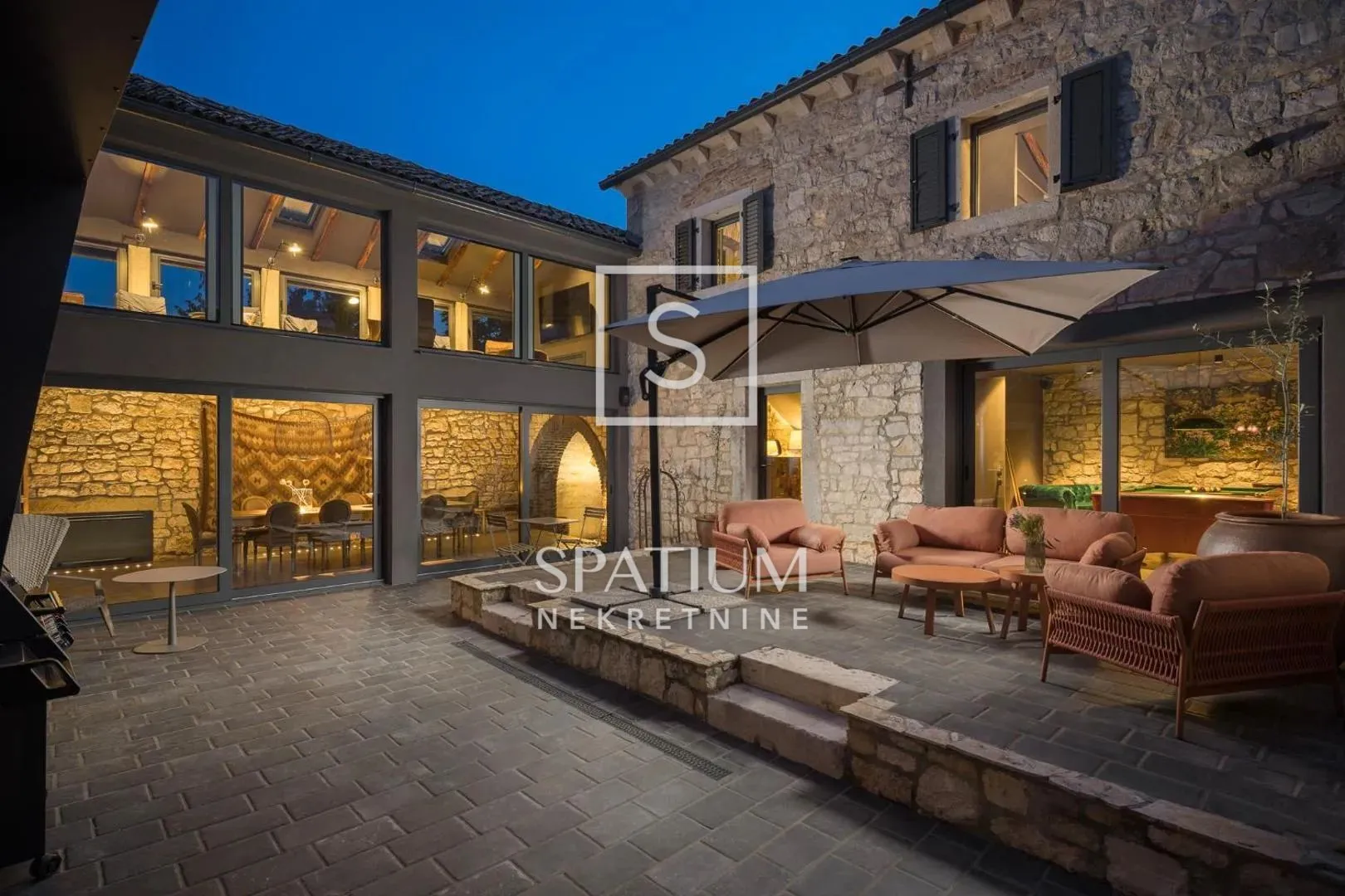 poreč, luksuzna autentična kamena vila - slika 38