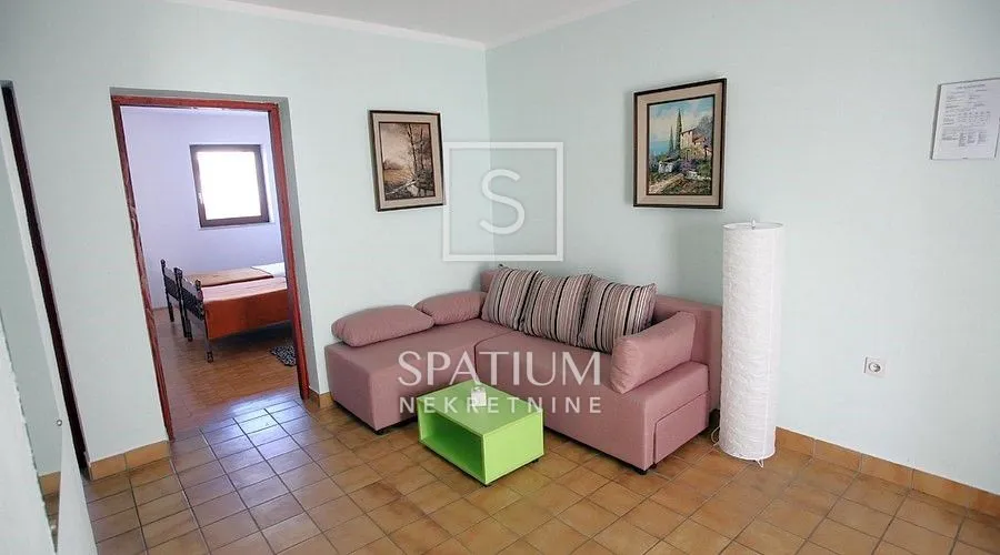 malinska, kuća s dva bazena - slika 31