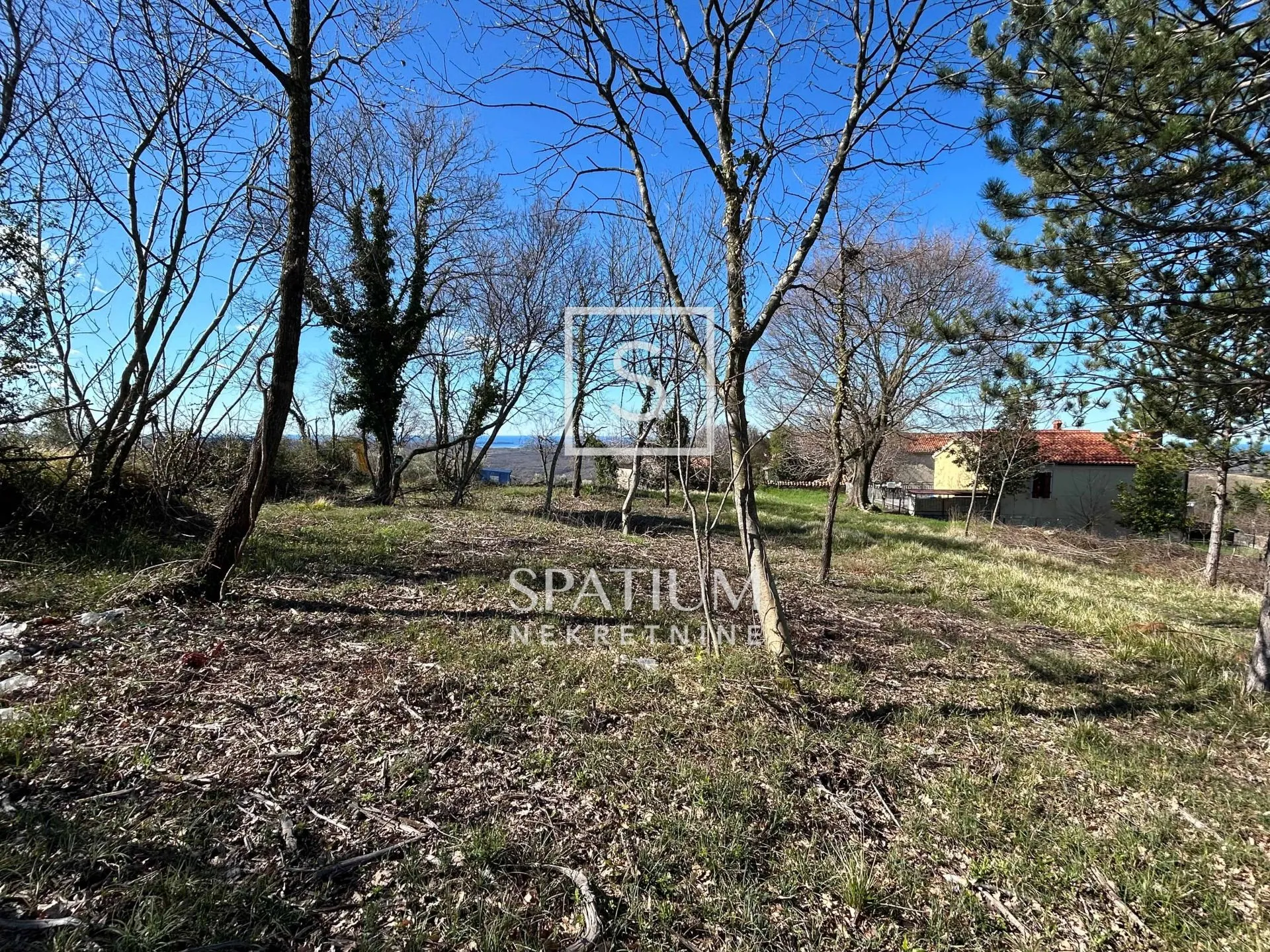 buje, građevinsko zemljište sa prekrasnim pogledom - slika 3