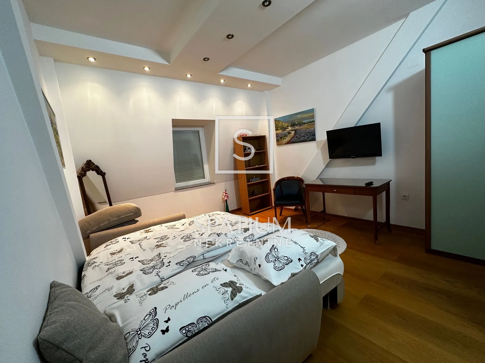 opatija, centar, stan s pogledom - slika 9