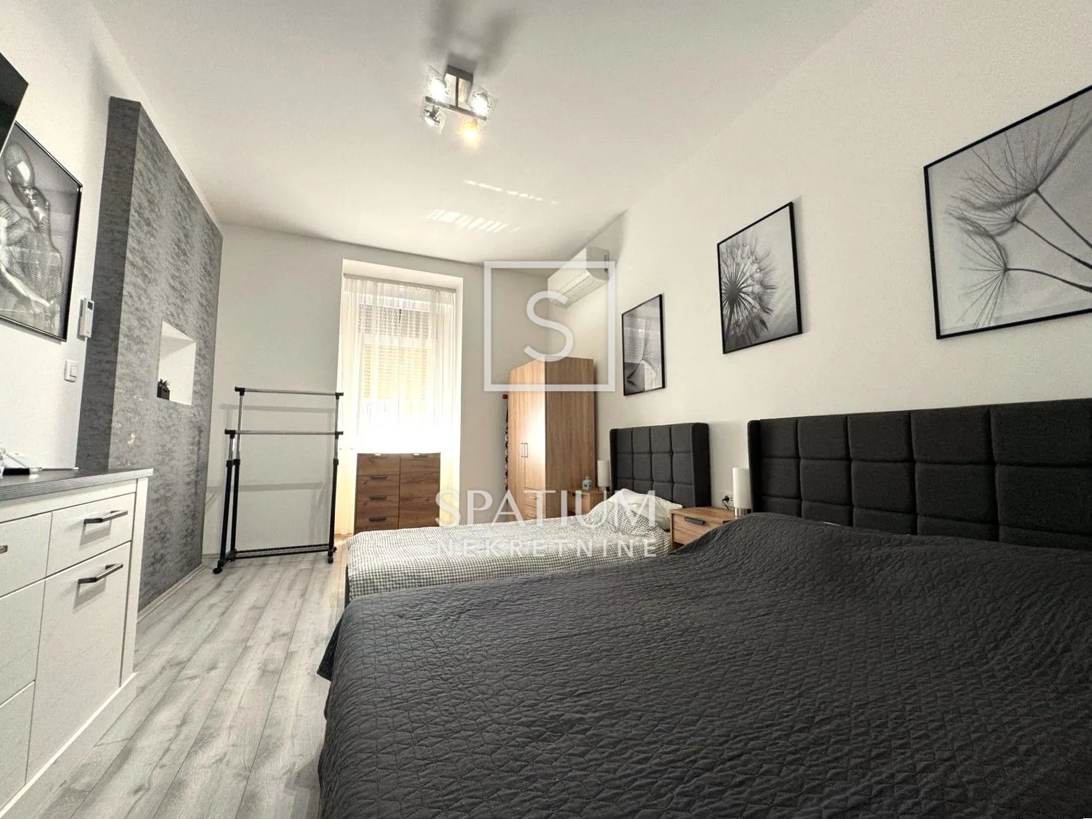 brajda, renovirani dvosobni stan s balkonom - slika 10
